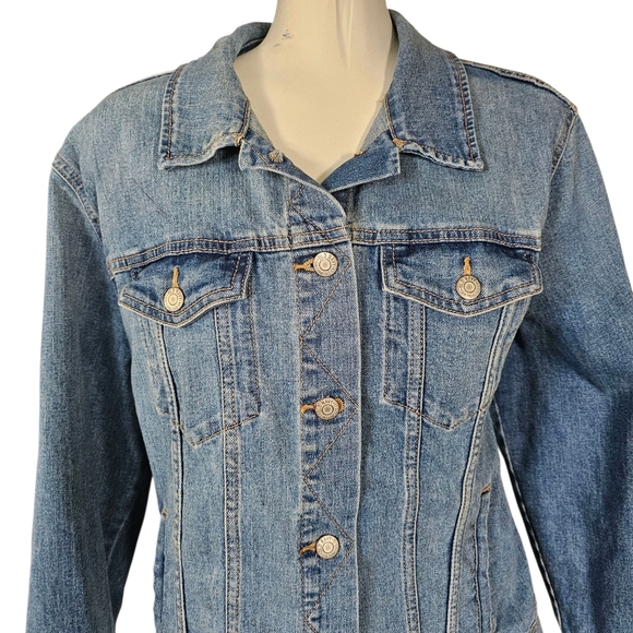 Hand Painted Steampunk Terrier Dog On A Denim Jean Jacket - Picture 4 of 5